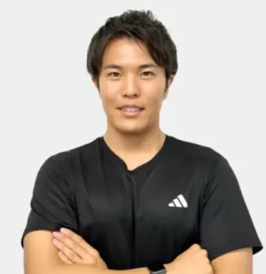 パーソナルランドの八代　和樹トレーナー